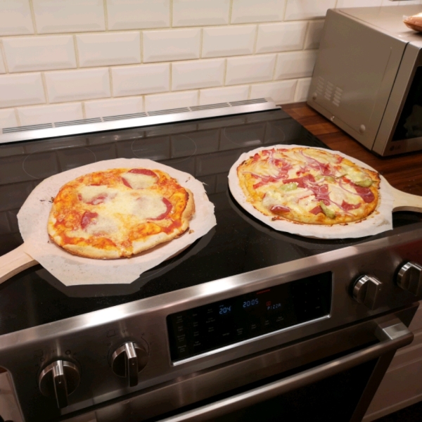 Neapolitan-Style Pizza Dough with Garlic and Italian Seasonings