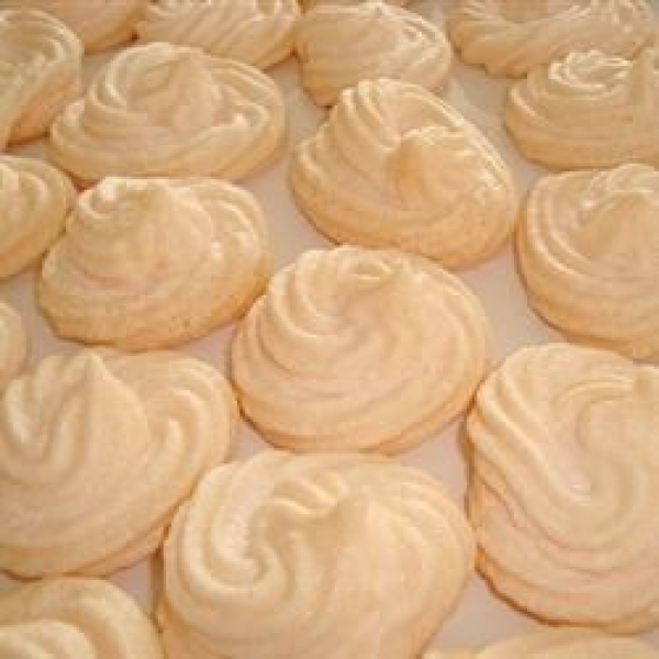 Meringue Kisses II