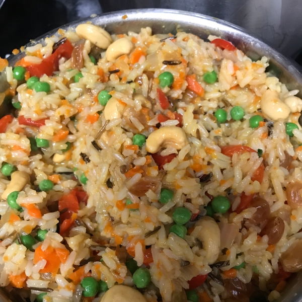 Cashew Raisin Rice Pilaf