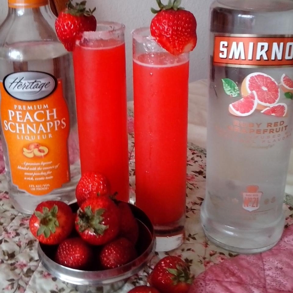 Strawberry Lemonade Cocktail