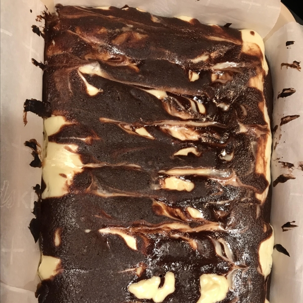 Keto Cheesecake Brownies