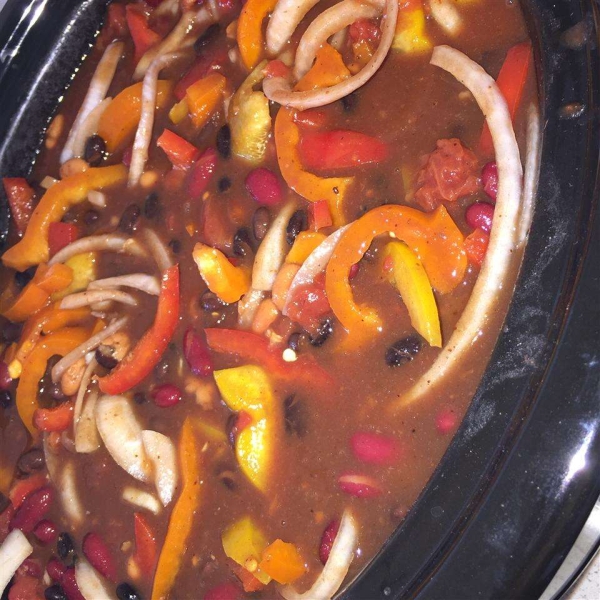 Slow Cooker Sweet Chicken Chili