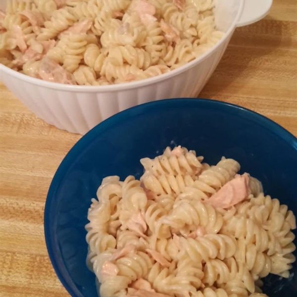 Smoked Salmon Pasta Salad