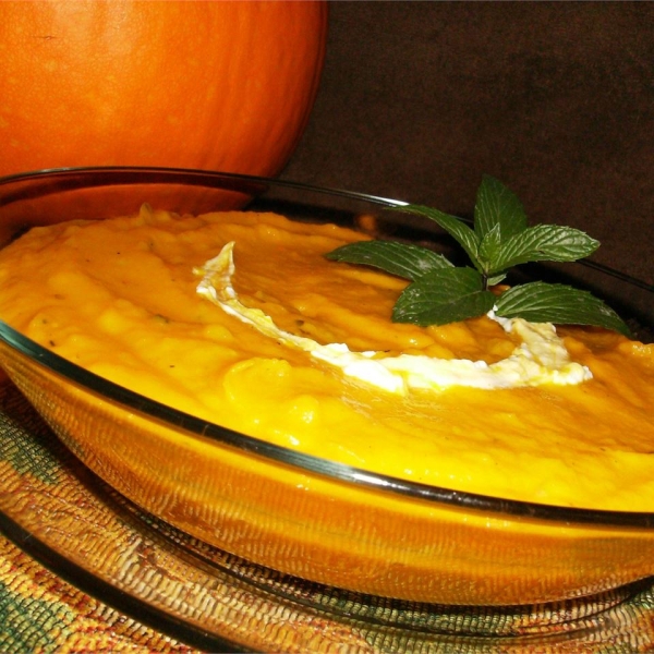 Slow Cooker Pumpkin Soup