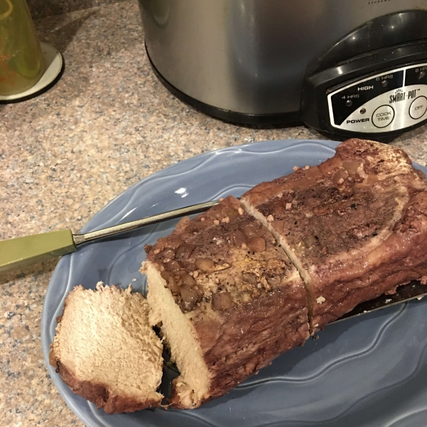 Red Wine and Garlic Slow Cooker Roast