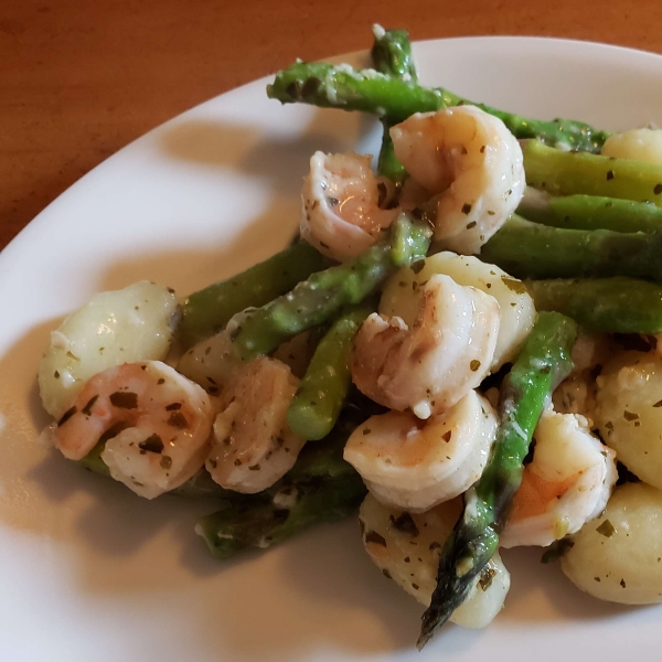 Gnocchi with Pesto and Shrimp