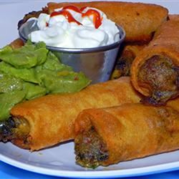 Southwest-Style Egg Rolls