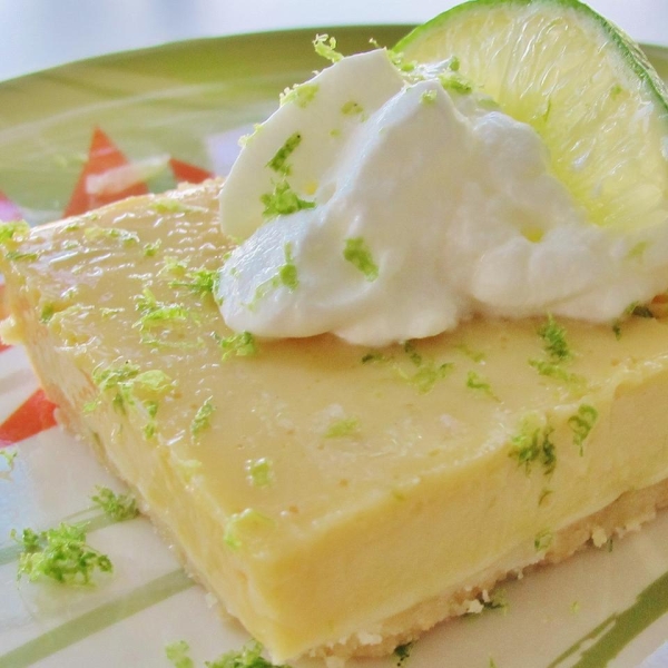 White Chocolate Key Lime Endeavor with Macadamia Crunch