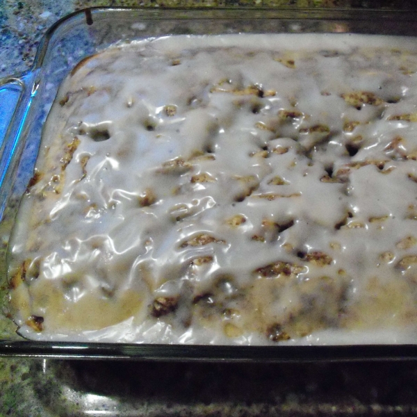 Cinnabon® Cinnamon Roll Cake