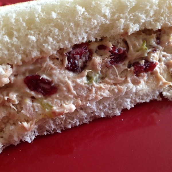 Tuna Salad with Cranberries