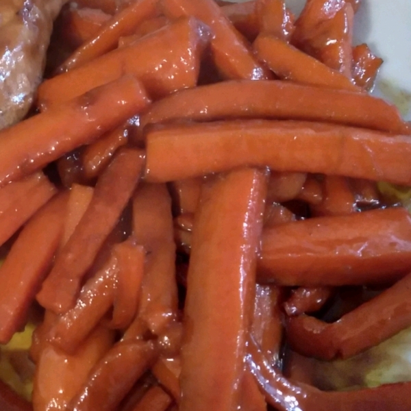 Chef John's Bourbon Glazed Carrots