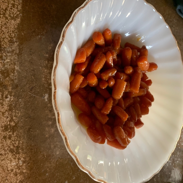 Chef John's Bourbon Glazed Carrots