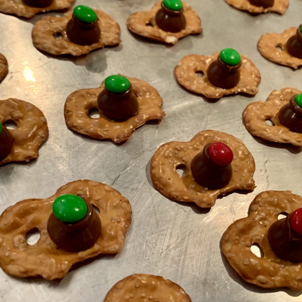 Chocolate Pretzels