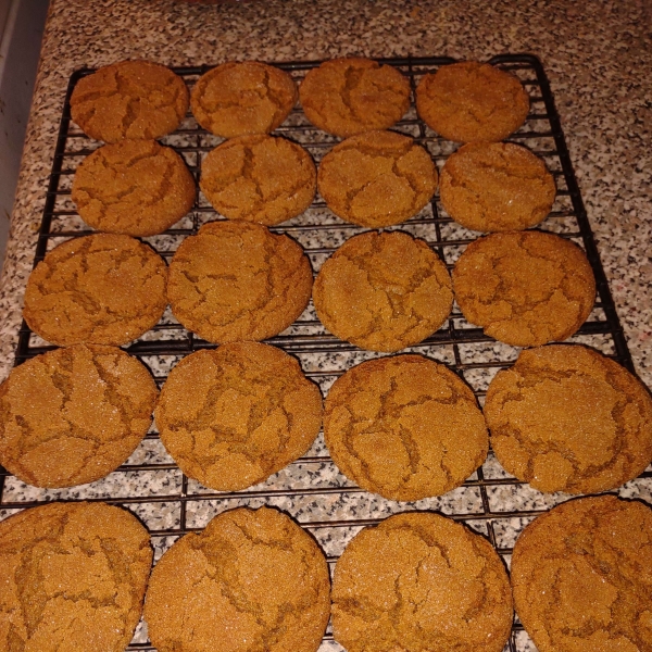 Grandma's Gingersnap Cookies