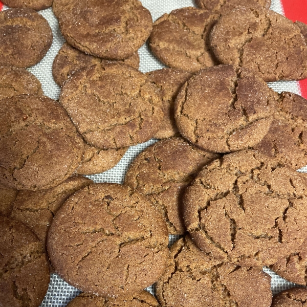 Grandma's Gingersnap Cookies