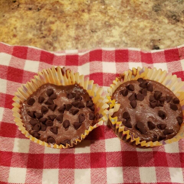 Mini Chocolate Cheesecakes with Graham Cracker Crust