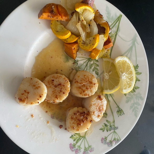 Easy Garlic-Lemon Scallops