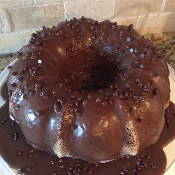 Lisa's Chocolate Chocolate Chip Cake