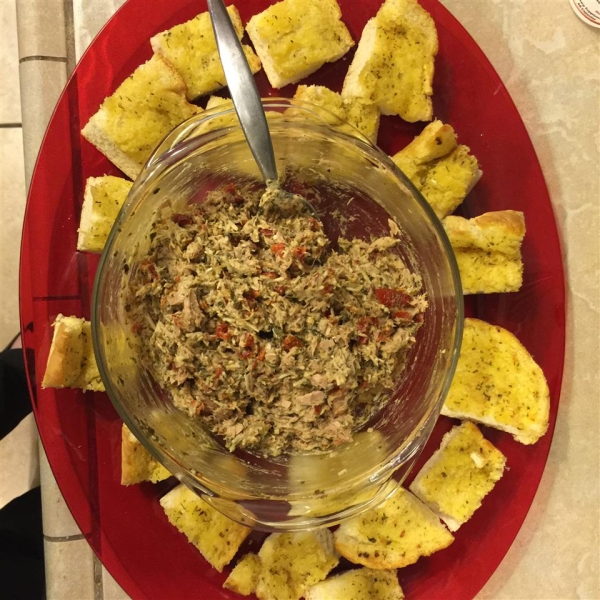 Pesto Tuna Salad with Sun-Dried Tomatoes