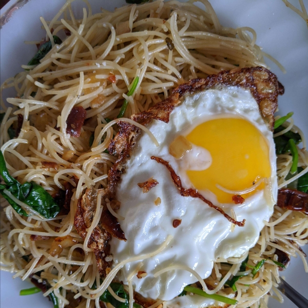 Spinach and Sun-Dried Tomato Pasta