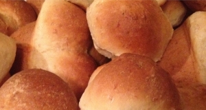 Deb's Cloverleaf Rolls