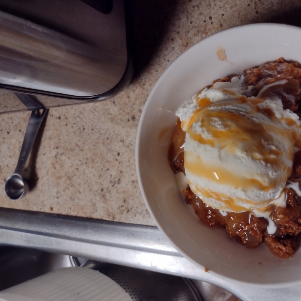 Caramel Apple Dump Cake