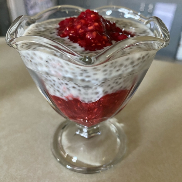 Raspberry Chia Pudding