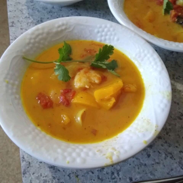 Mad's Peach-Curry Soup