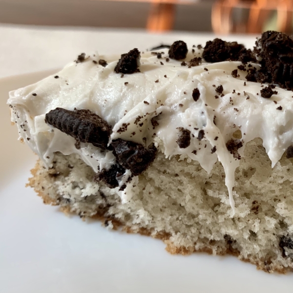 Cookies 'n Cream Cake