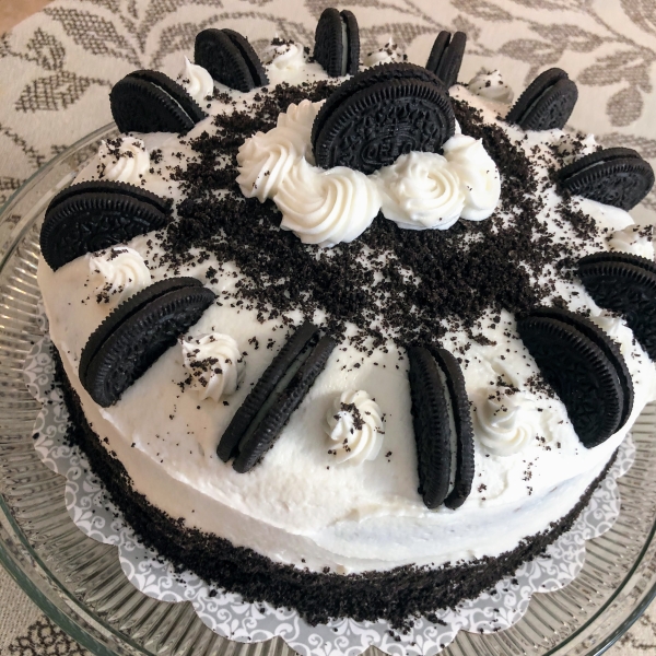 Cookies 'n Cream Cake