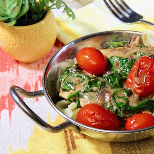 Tuscan Chicken with Cherry Tomatoes