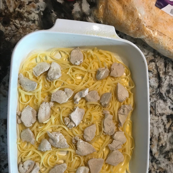 Cheesy and Creamy Chicken Tetrazzini