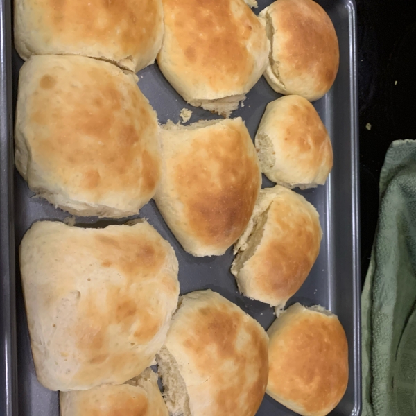 Easy Bread Machine Dinner Rolls