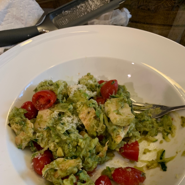 Avocado Pesto with Zucchini Pasta