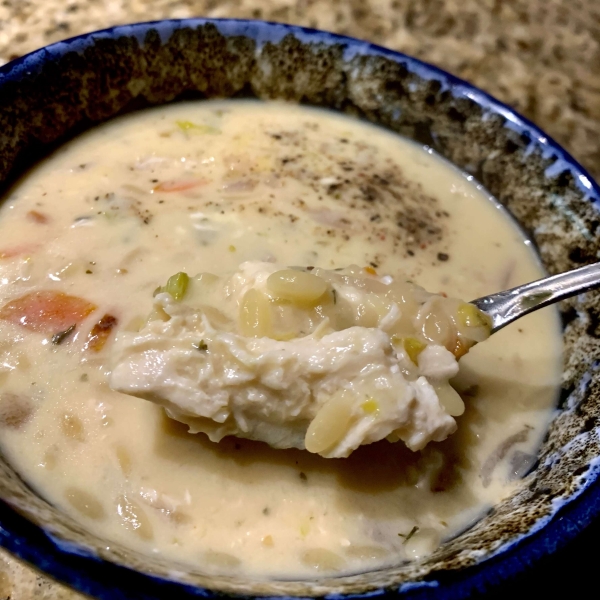 Greek Lemon and Chicken Soup (Avgolemono)