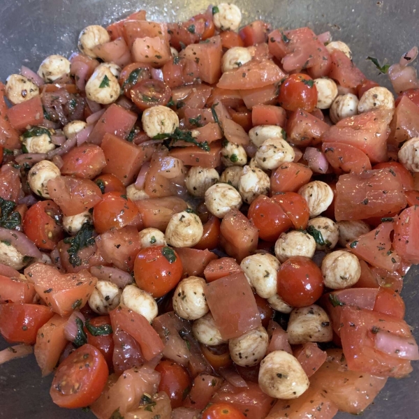 Bruschetta Salad