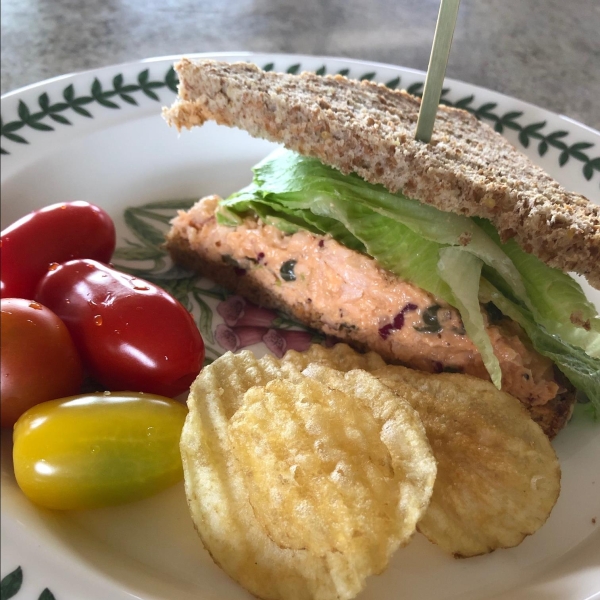 Spicy Salmon Salad Sandwiches