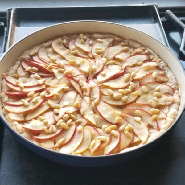 PHILLY Bavarian Apple Torte
