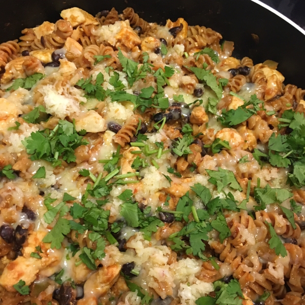 Cheesy Chicken Enchilada Pasta