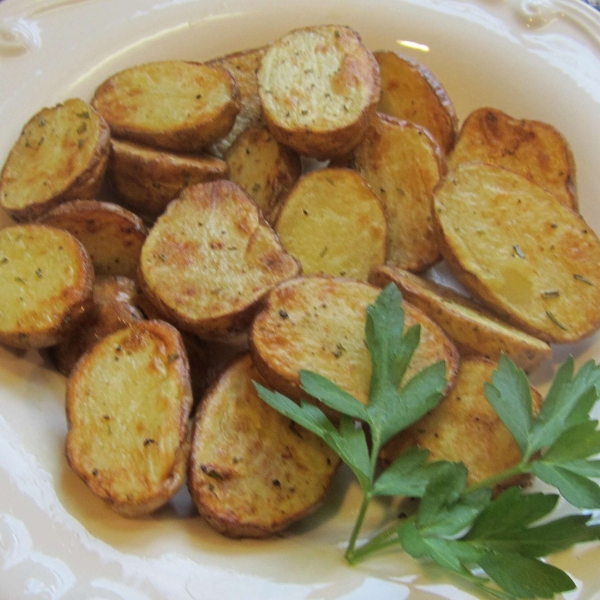 Air Fryer Rosemary Garlic Baby Potatoes