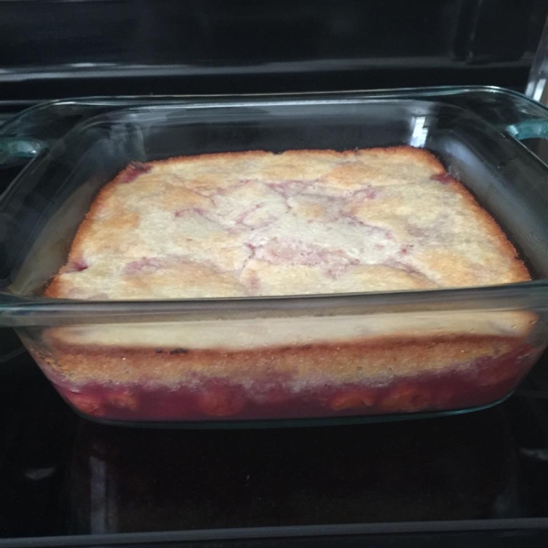 Carolyn's Oh-So-Easy Cherry Cobbler