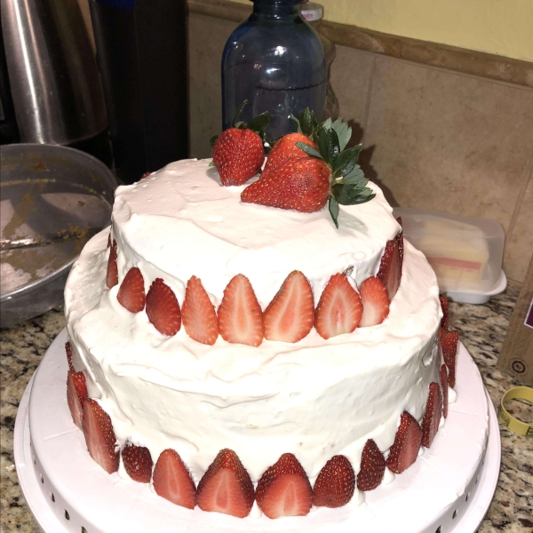 Carry Cake with Strawberries and Whipped Cream