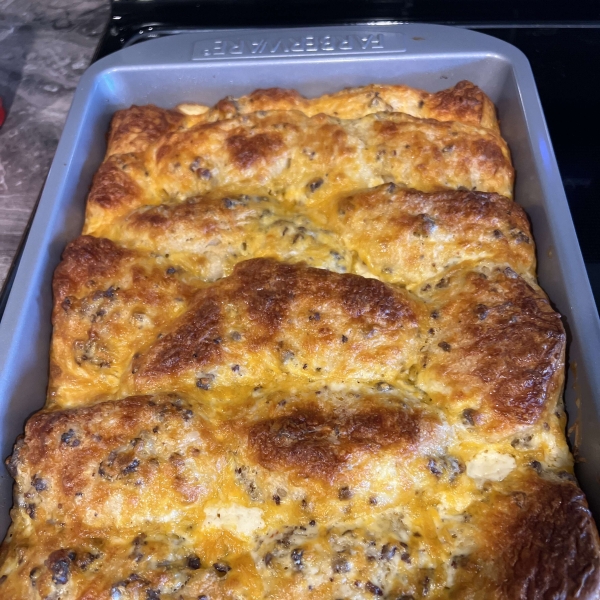 Biscuits and Gravy Casserole