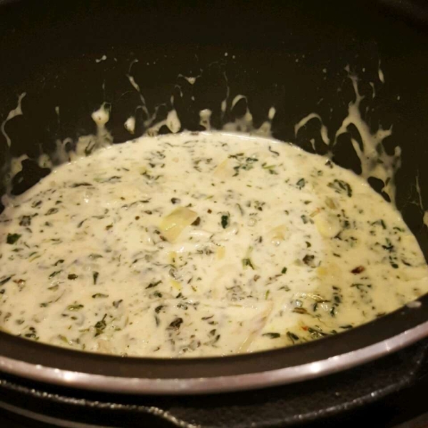 Instant Pot Spinach and Artichoke Dip