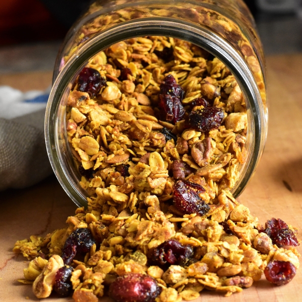 Homemade Granola with Ginger