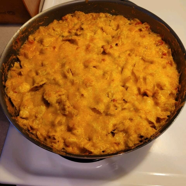 Cheddar Cheese Chicken Pasta Bake