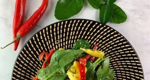 Thai-Inspired Spinach and Mango Salad
