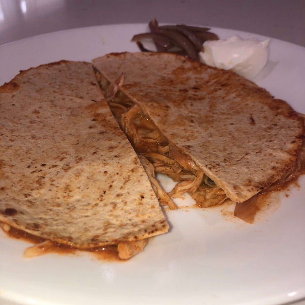 Slow Cooker Chicken Quesadillas