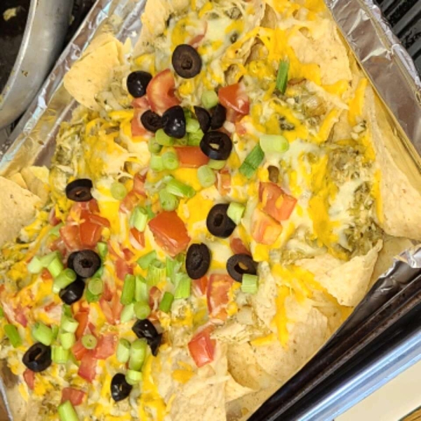 Restaurant-Style Chicken Nachos