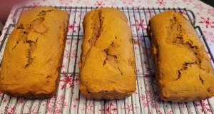 Spicy and Moist Pumpkin Bread